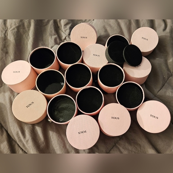 Lot Tous Gift Boxes w Inserts Shopping Bags Bracelet Necklace Ring Charm Jewelry - Picture 3 of 16